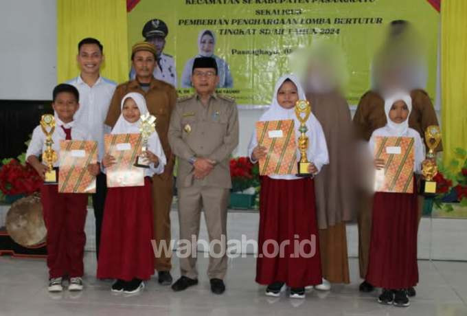 Raih Juara 1 Lomba Bertutur, Siswi SDIT Waladun Sholeh Wakili Sulawesi Barat Ketingkat Nasional